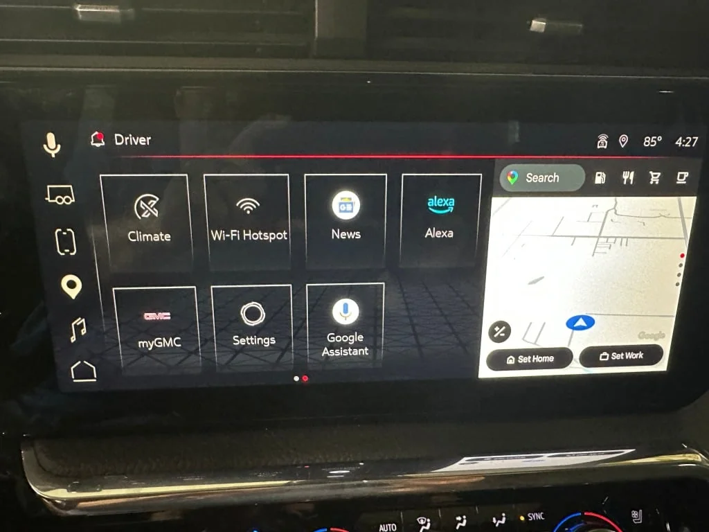 Used 2024 White Frost Tricoat GMC Denali image 16