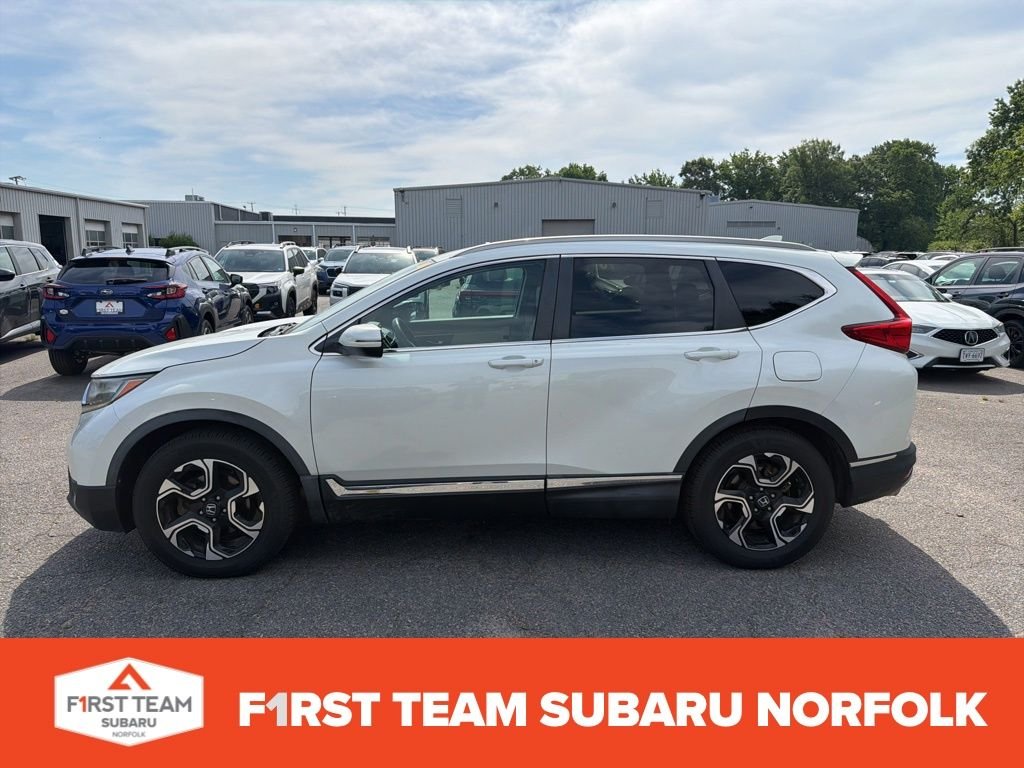 2017 Honda CR-V Touring 2WD's photo
