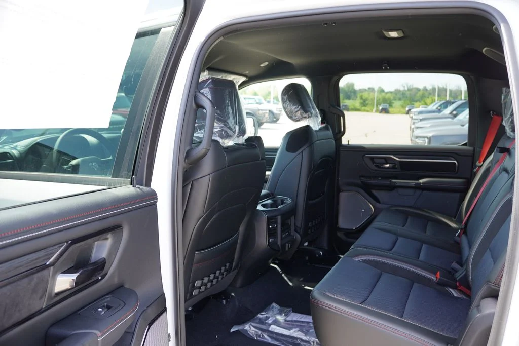 New 2026 Bright White Clear-Coat Exterior Paint RAM Laramie image 13