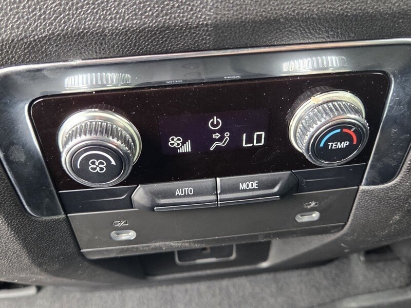 Used 2023 Sterling Metallic GMC 2WD 4DR SLT image 15