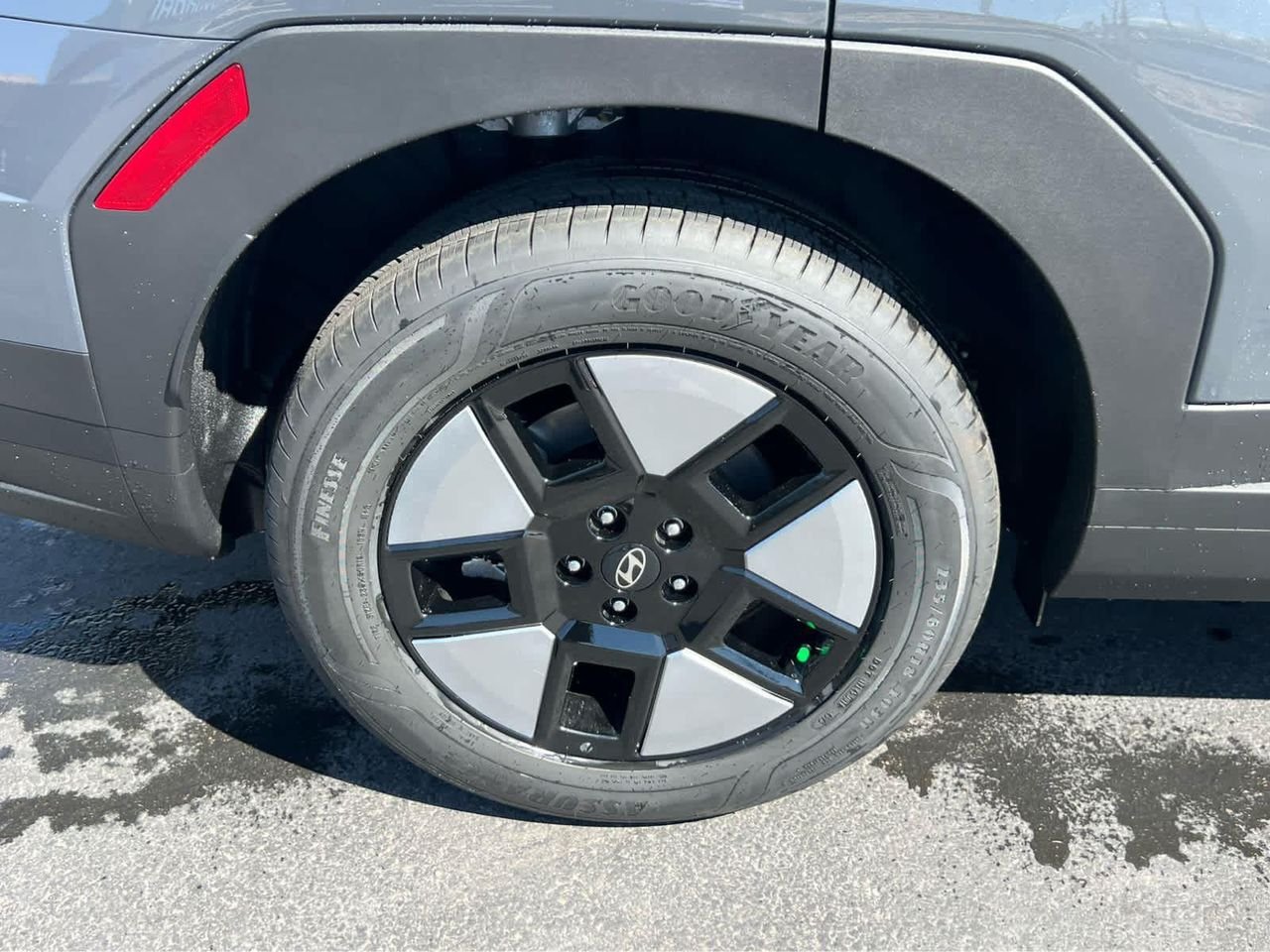 New 2026 Ecotronic Gray Hyundai SE image 15