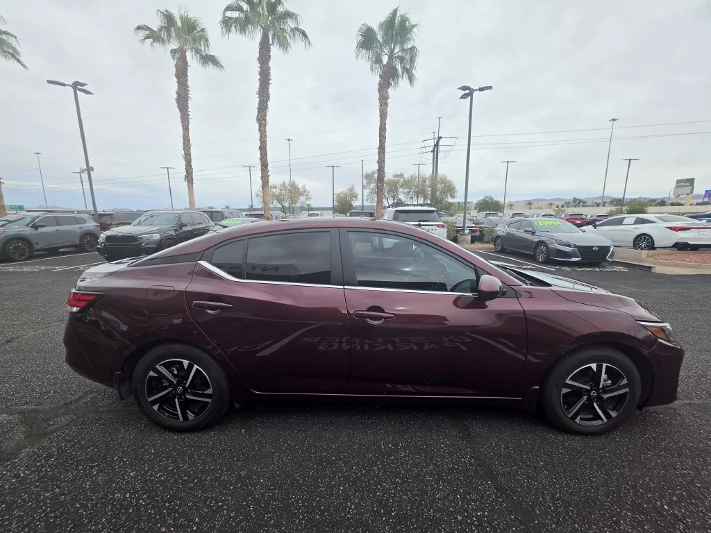 Certified Used 2025  Nissan SV image 4