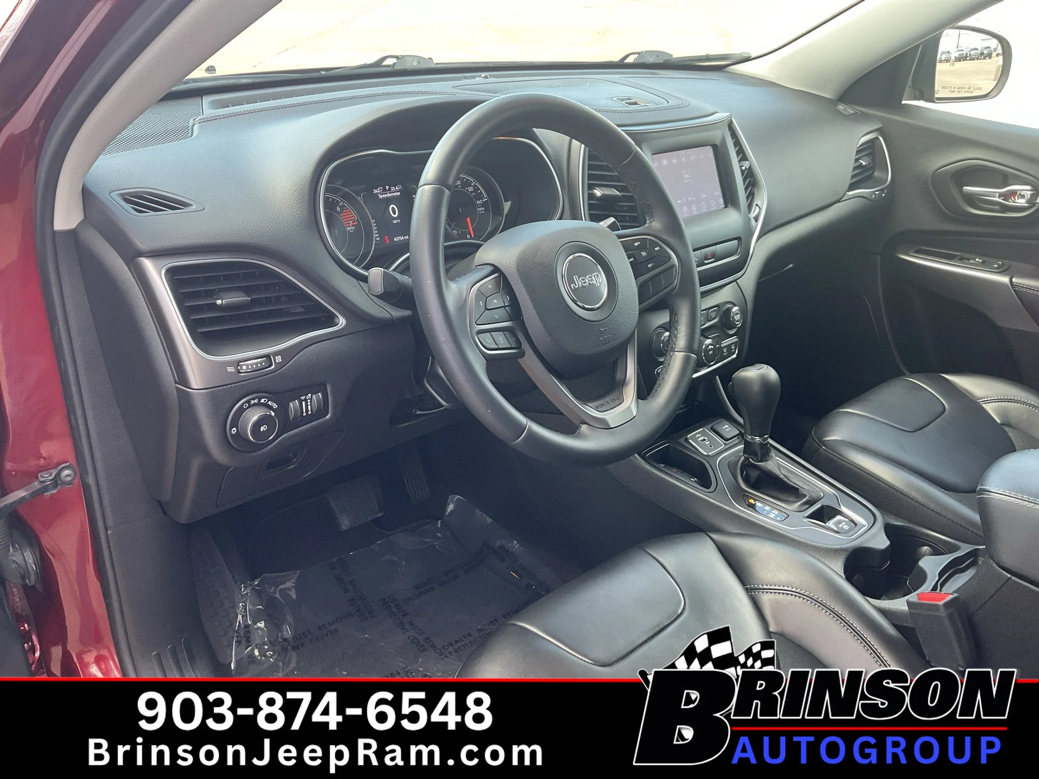 Used 2020 Velvet Red Pearlcoat Jeep Latitude Plus image 26