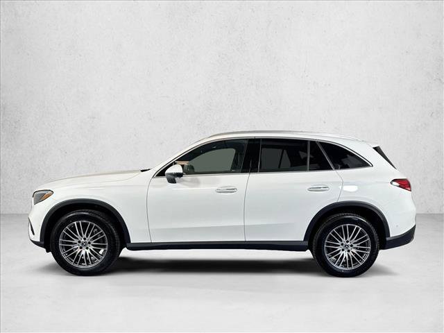 New 2026 Polar White Mercedes-Benz GLC 300 image 38