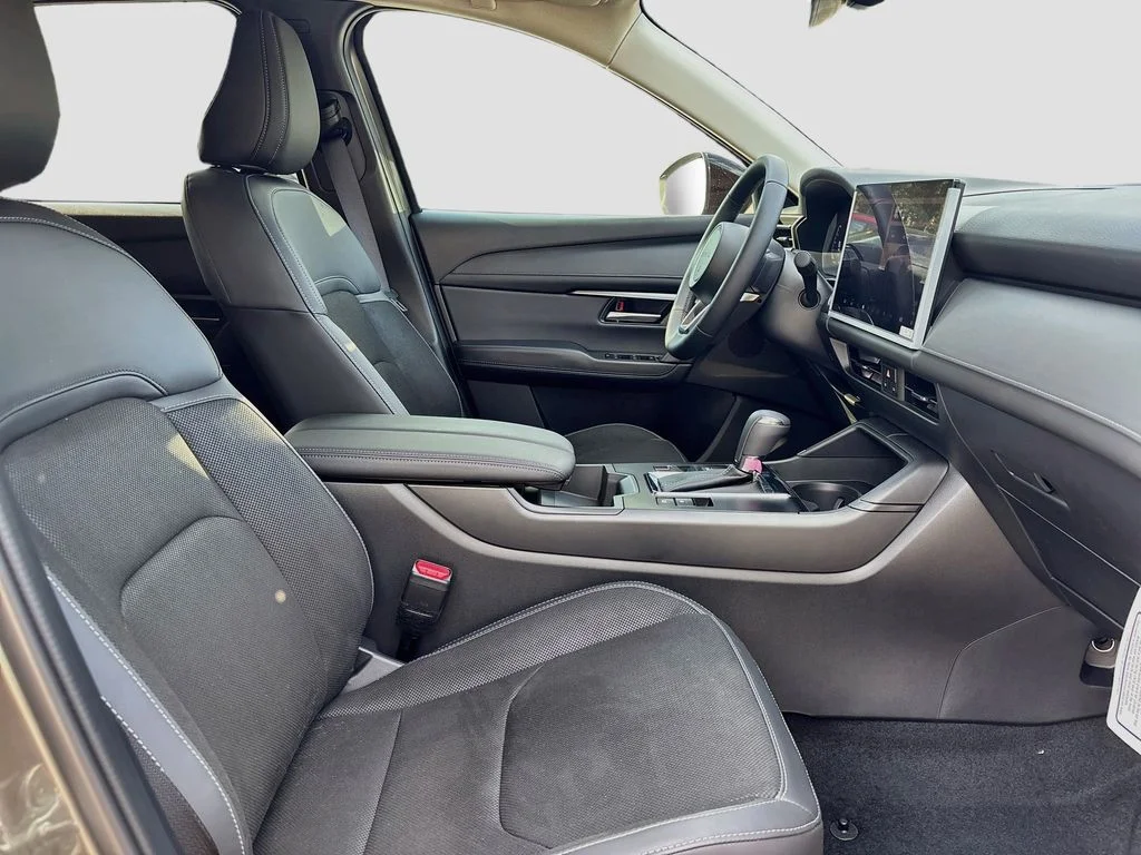 New 2026 Machine Gray Metallic Mazda 2.5 S Select AWD image 27