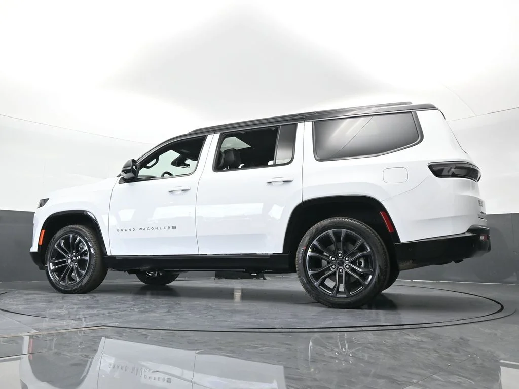 New 2026 Bright White Clearcoat Jeep Summit Obsidian image 59