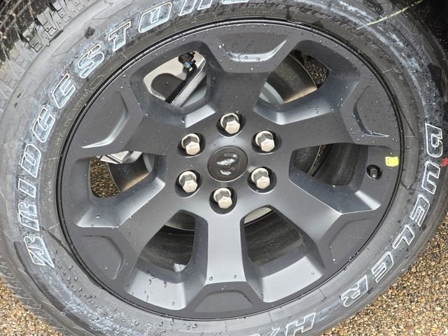 New 2026 Granite Crystal Metallic Clear-Coat Exterior Paint RAM Big Horn/Lone Star image 32