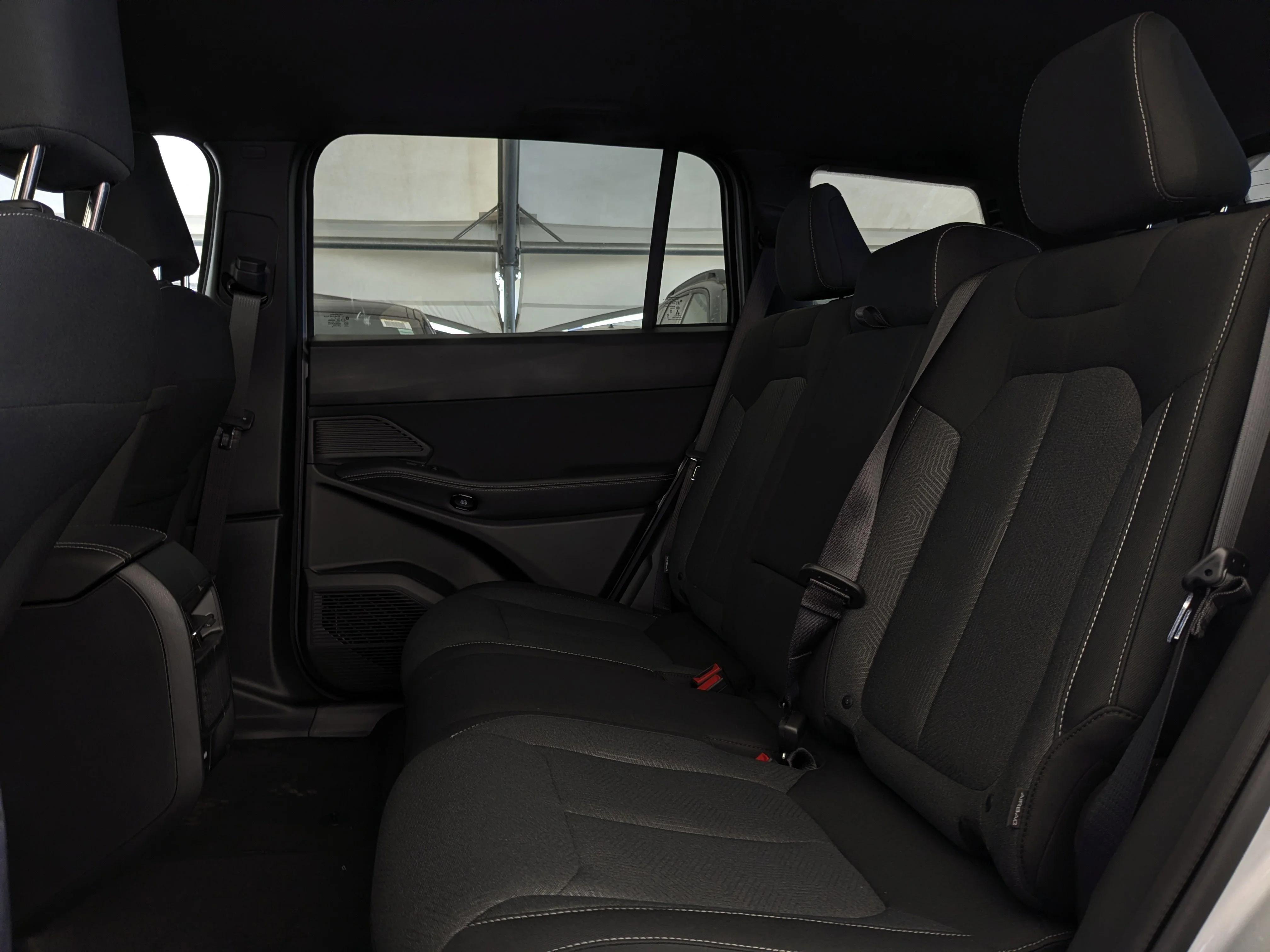New 2026 Silver Jeep Laredo - 1.6L Turbo Hybrid - 12.3 Uconnect 5 Display - Selec-Terrain System - Active Driving Assist image 26