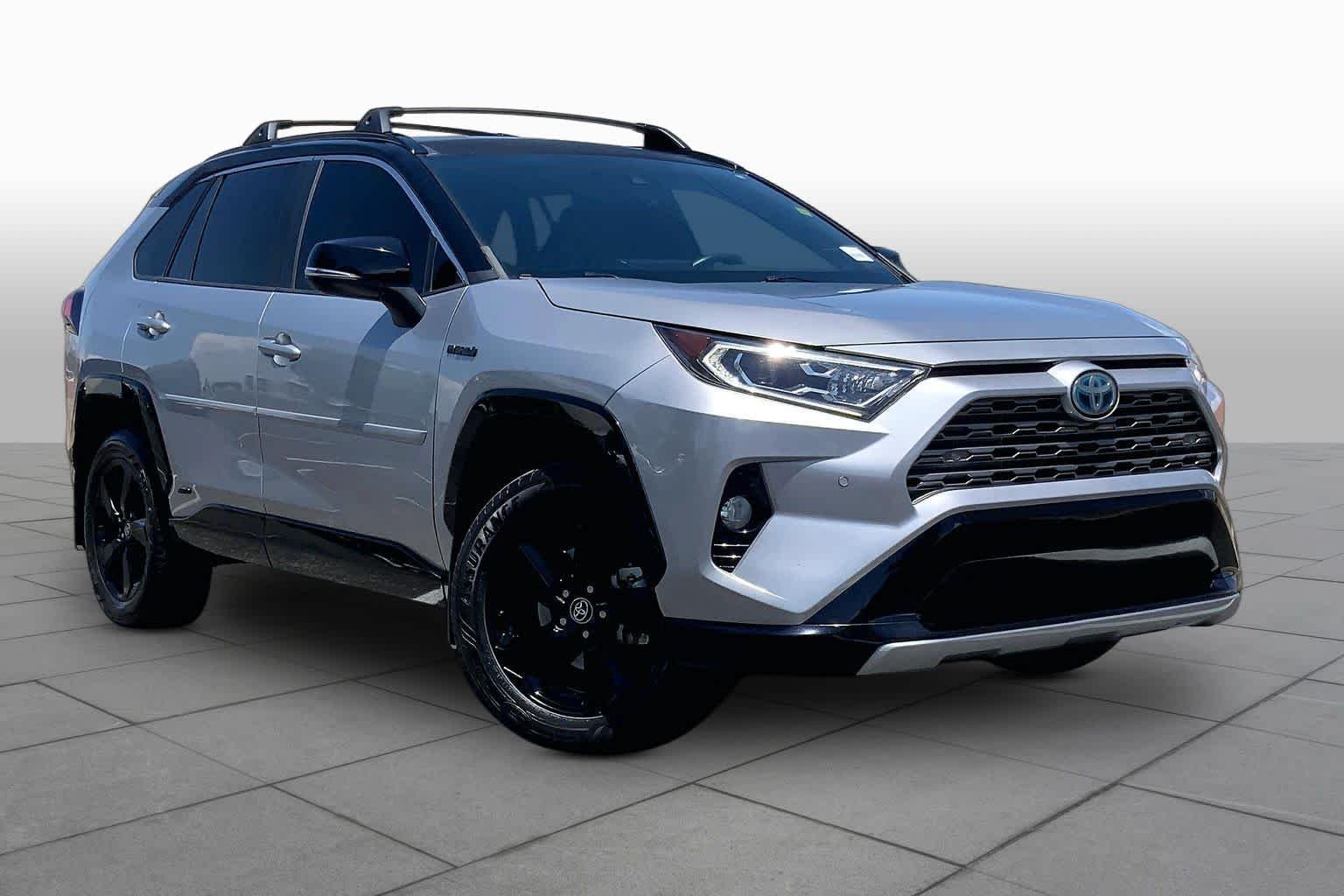 Used 2021 Silver Sky Metallic/Midnight Black Metallic Toyota Hybrid XSE image 3