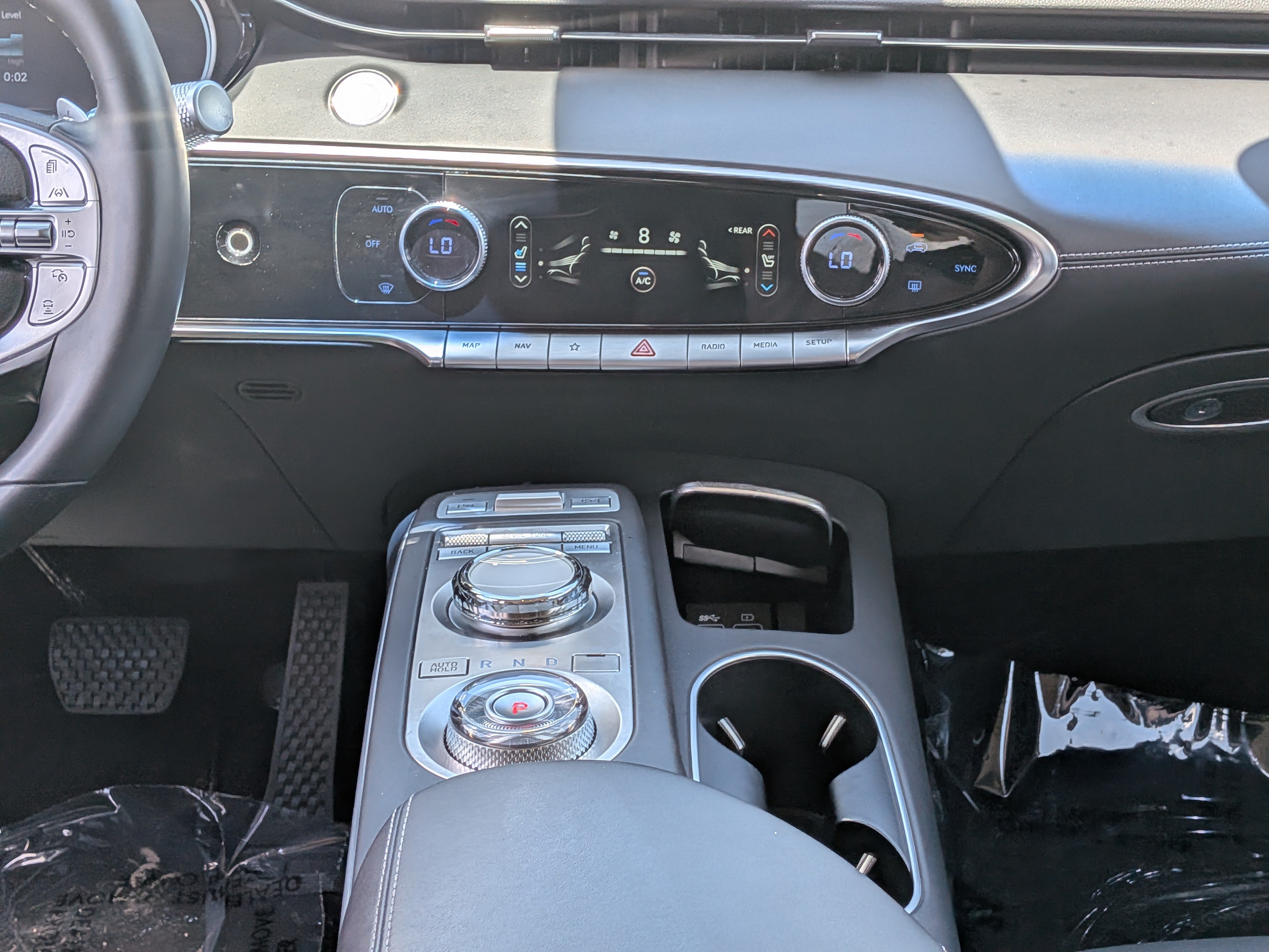 2022 GENESIS GV70 Standard - Photo 22