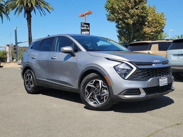 Certified Pre-Owned 2023 Kia Sportage LX FWD 4D Sport Utility