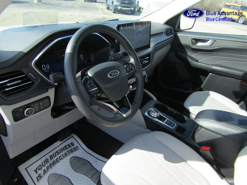 Certified Used 2025 Star White Ford Platinum image 11
