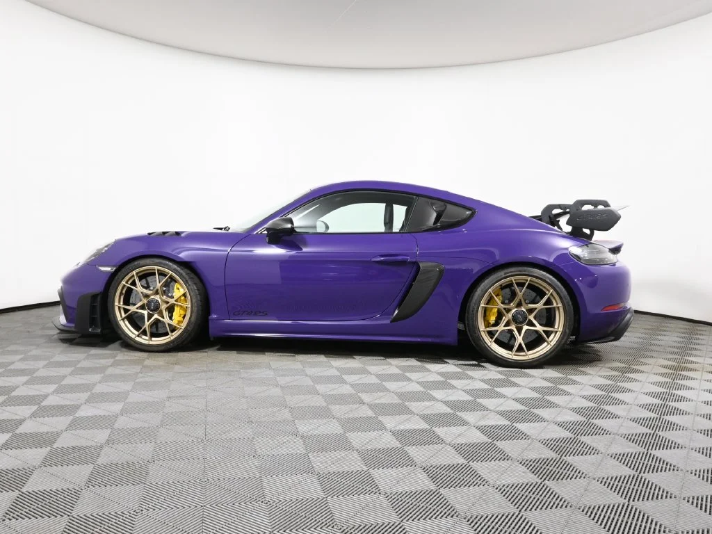 Certified Used 2025  Porsche GT4 RS image 2