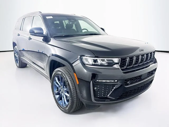 New 2026 Diamond Black Crystal Pearl-Coat Exterior Paint Jeep  image 1