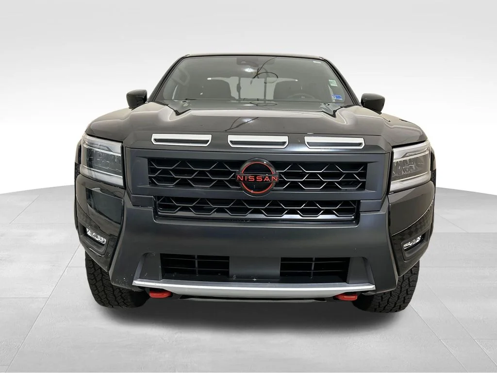 Used 2025 Black Nissan PRO-4X image 10