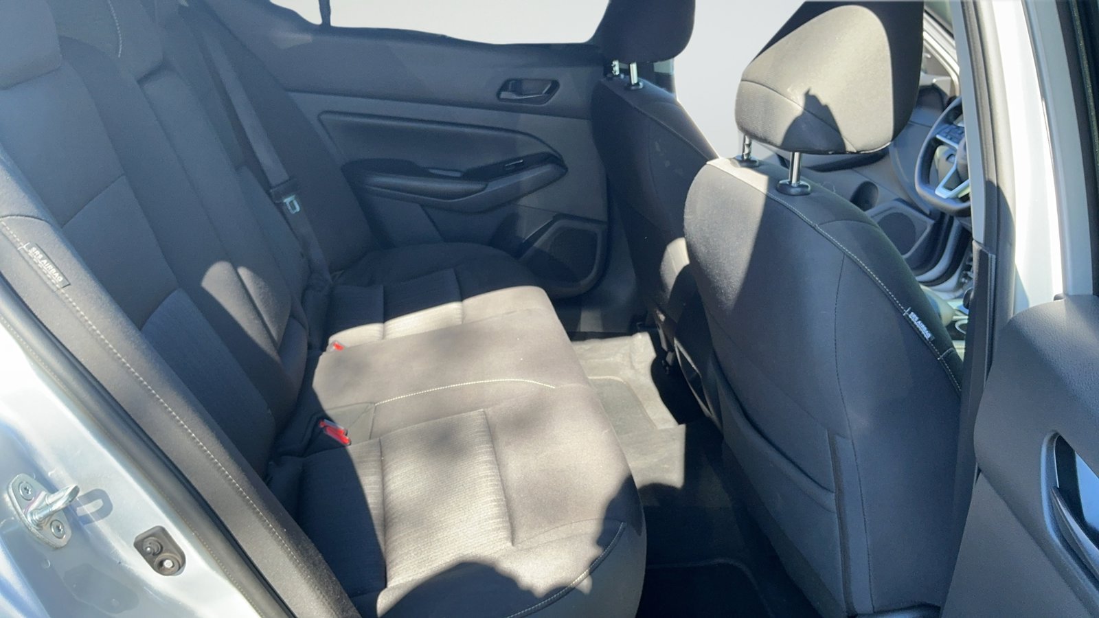 Used 2023 Silver Nissan 2.5 SV image 52