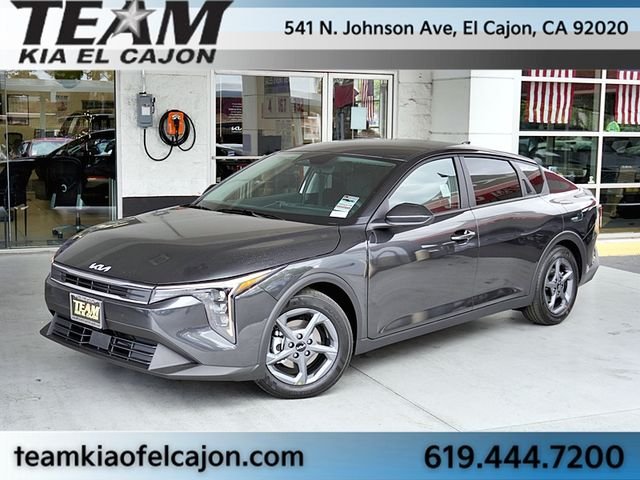 2026 Kia K4 LXS