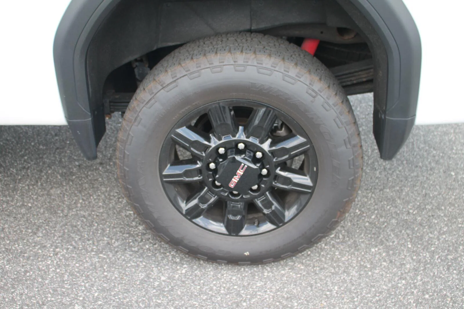 Used 2024 Summit White GMC AT4 image 35