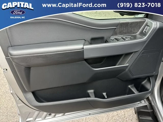 Used 2025 Silver Ford XLT image 20