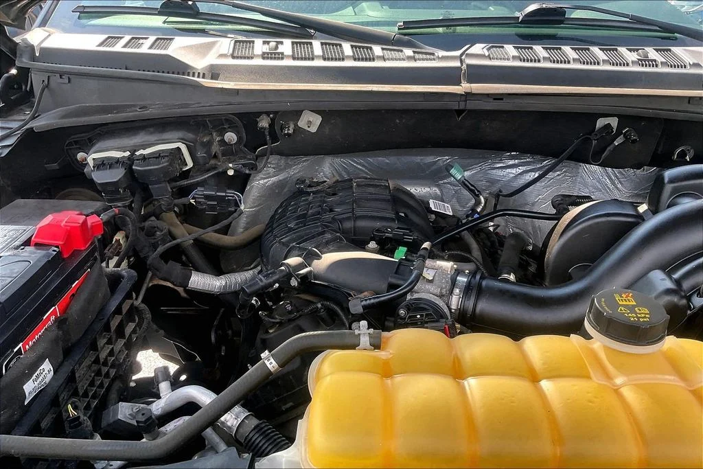 Used 2015 Black Ford XL image 9