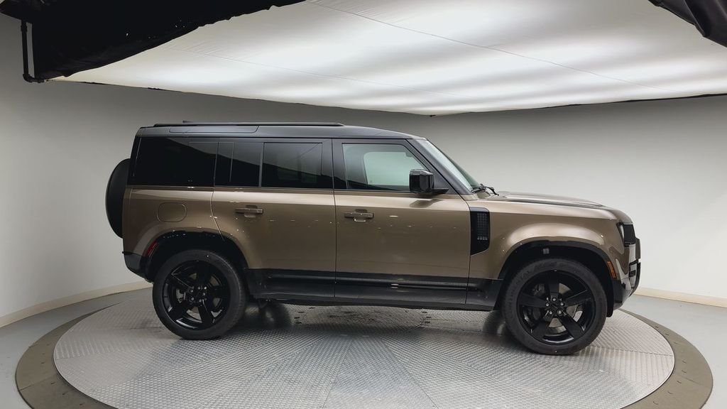 New 2026 Gondwana Stone Land Rover X-Dynamic SE image 9