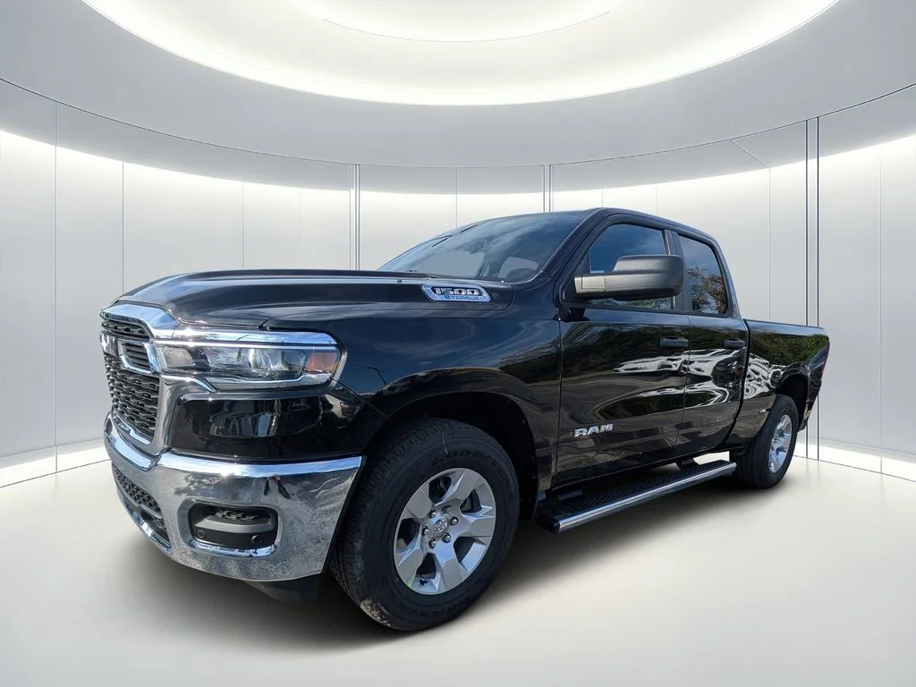New 2026 Diamond Black Crystal Pearl-Coat Exterior Paint RAM Tradesman image 7