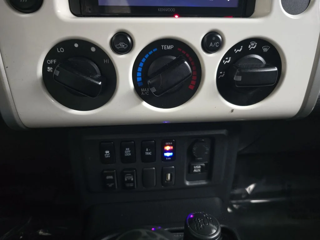 Used 2012 Iceberg Toyota Base image 25