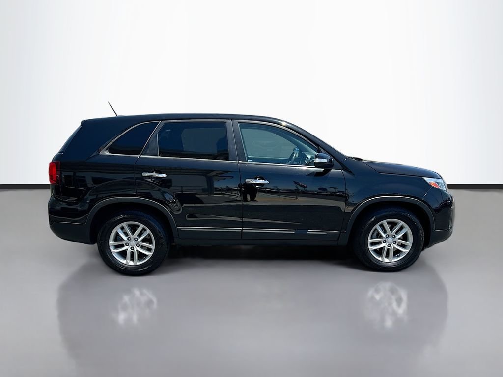 Used 2014 Ebony Black Kia LX image 4