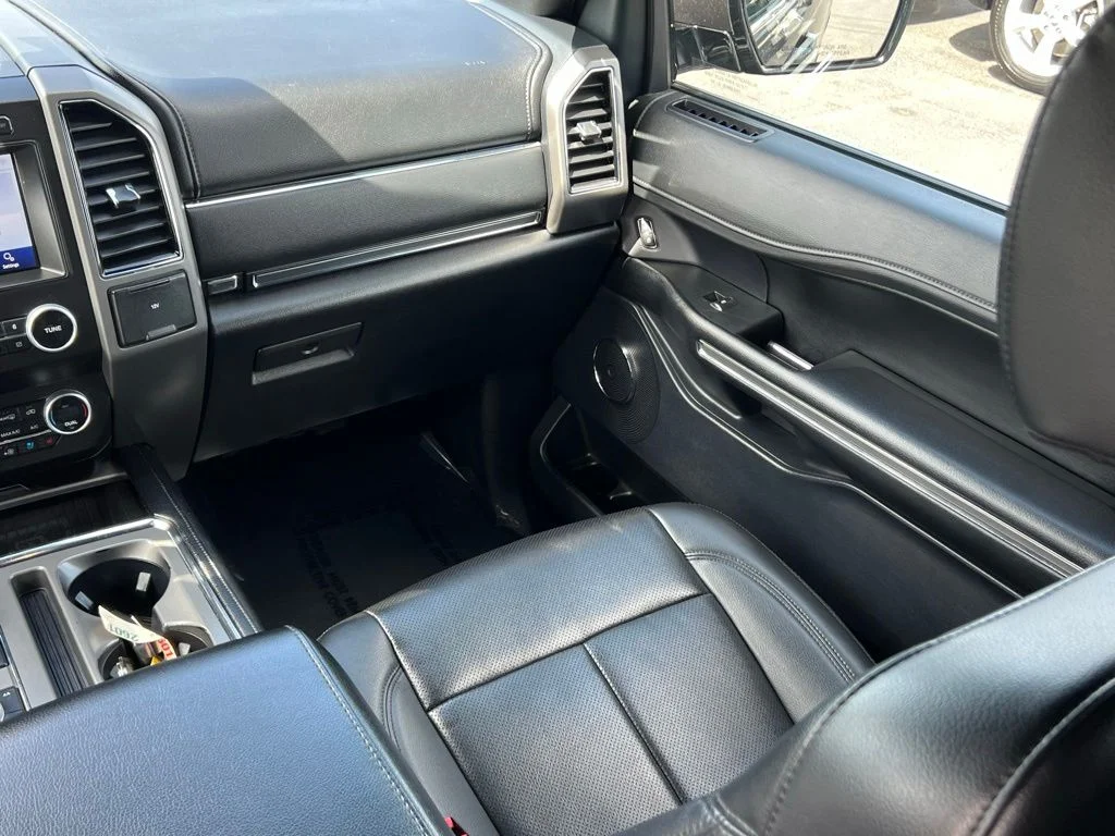2021 Ford Expedition XLT - Photo 19