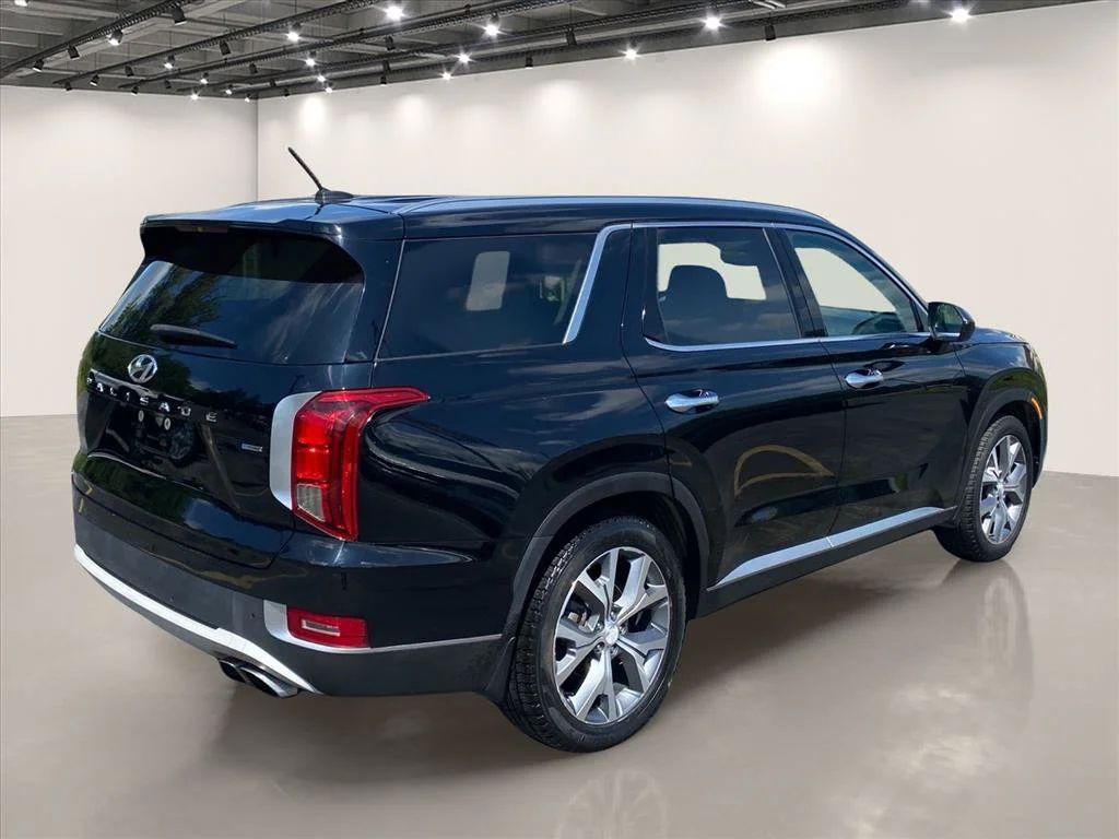 Used 2022 Abyss Black Pearl Hyundai SEL image 7