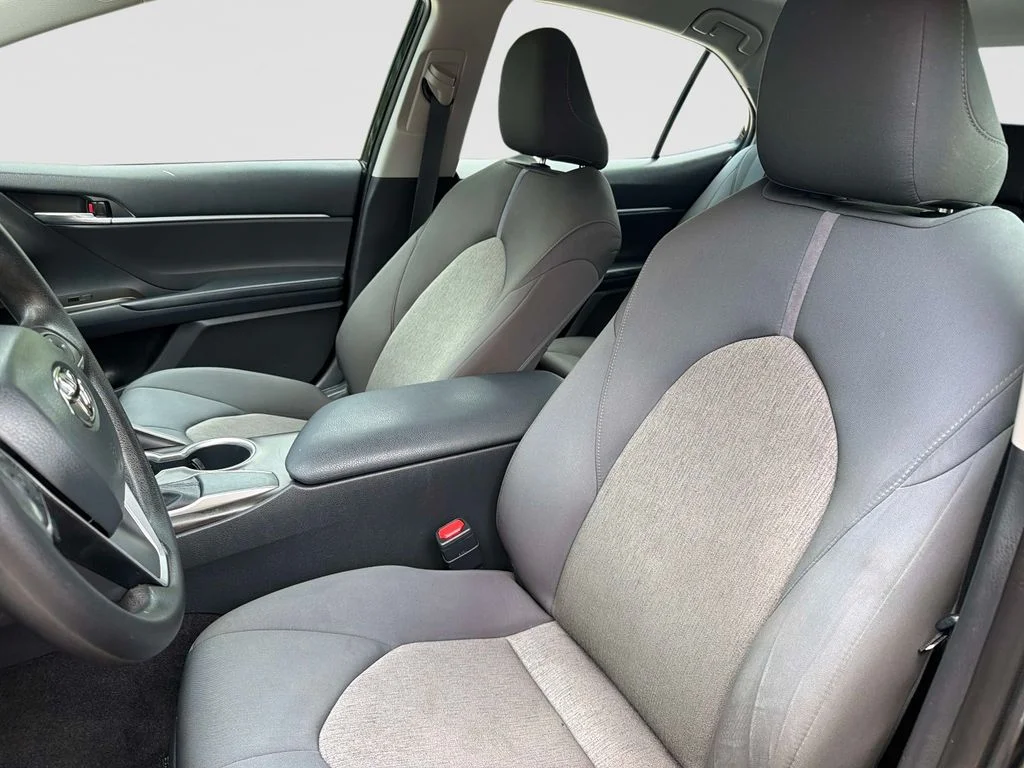 Used 2021 Midnight Black Metallic Toyota LE image 21