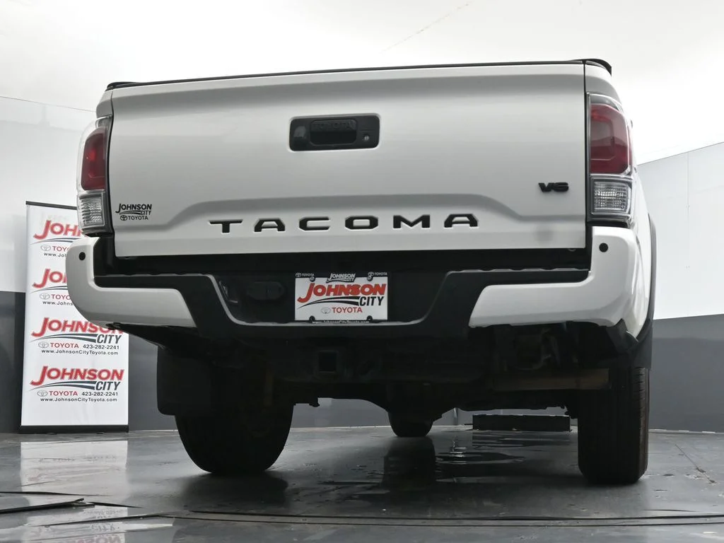 Used 2021 White Toyota TRD Off-Road image 33