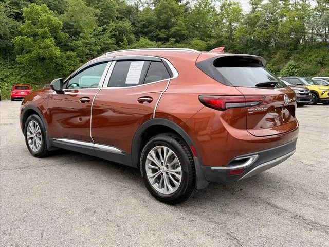 Used 2022 Brown Buick Preferred image 10