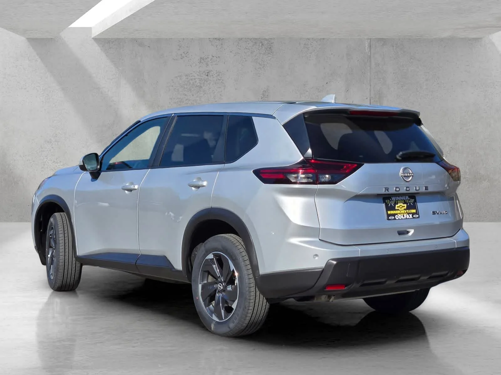 Used 2024  Nissan SV image 6
