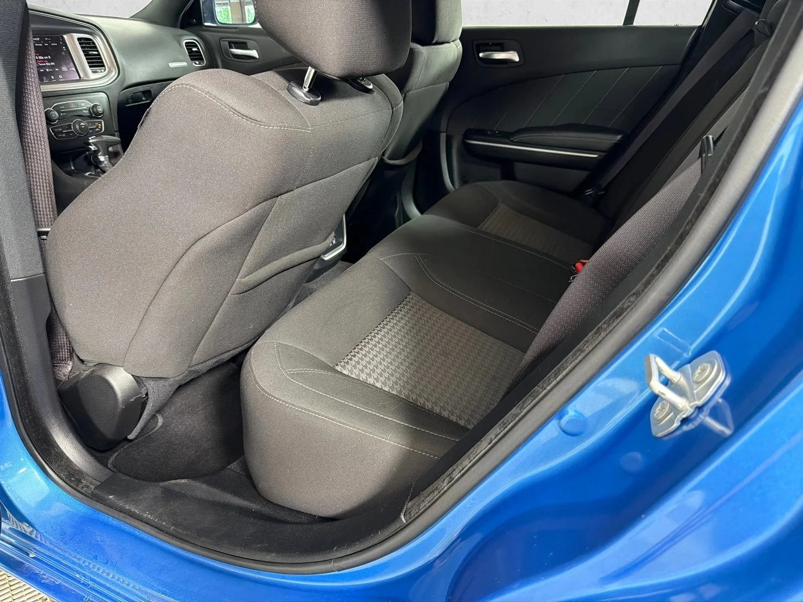 Used 2023 B5 Blue Pearlcoat Dodge SXT image 21