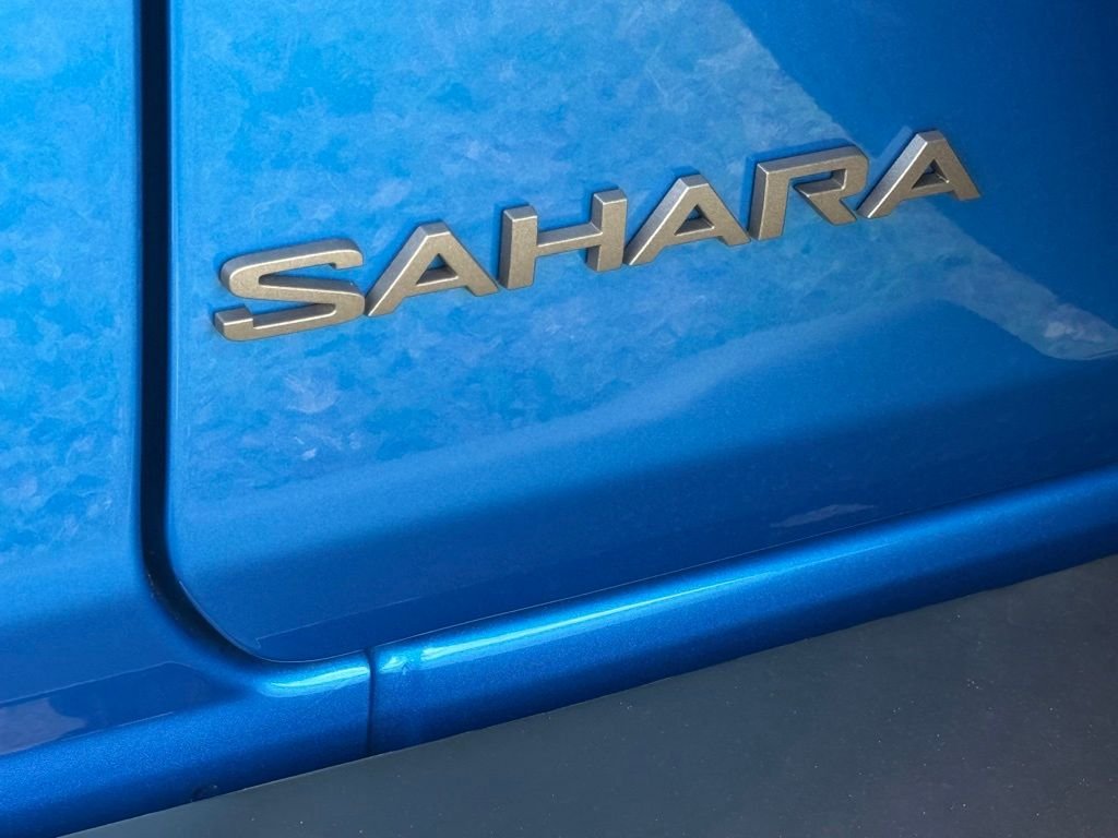 2025 Jeep Wrangler 4-Door Sahara - Photo 37