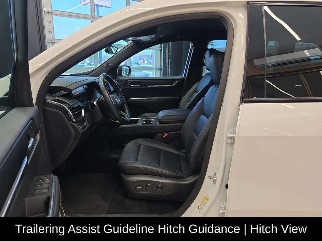 Used 2024 White GMC Elevation image 14