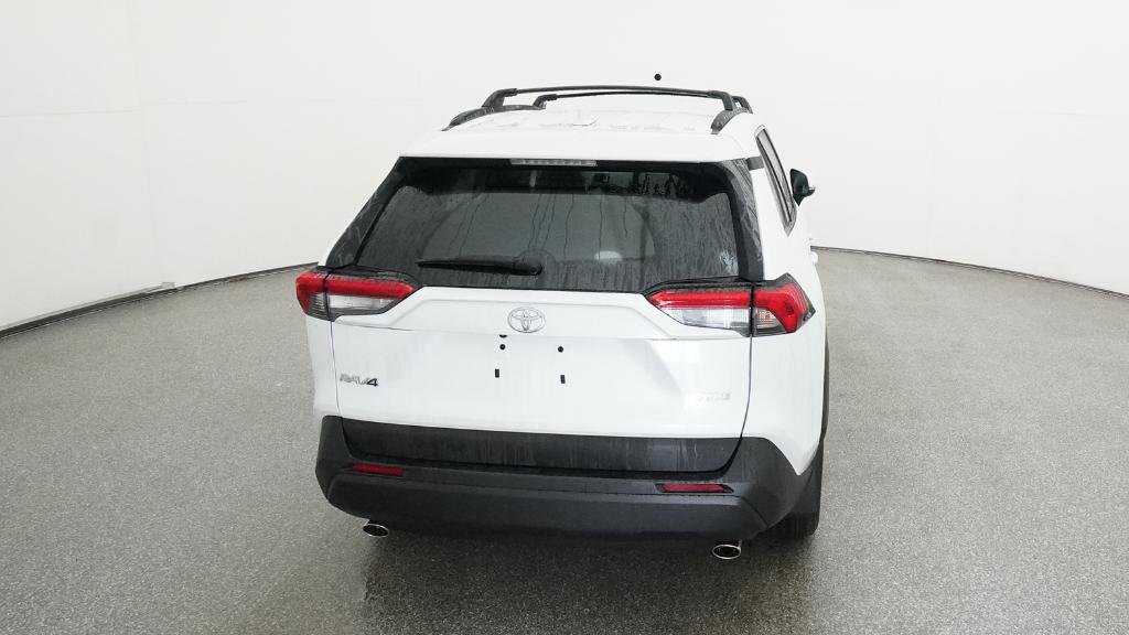 Certified Used 2025 Pearl Toyota XLE Premium image 47