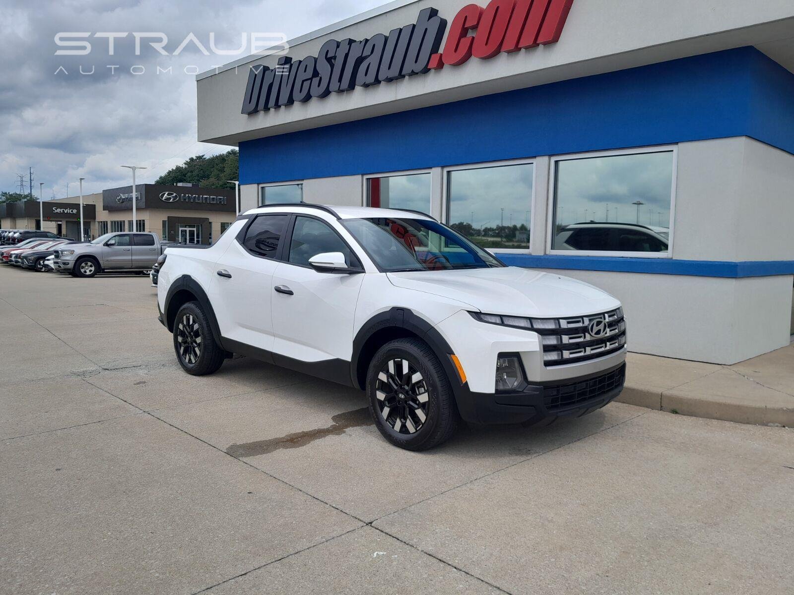 Certified Used 2026 Atlas White Hyundai SEL image 2