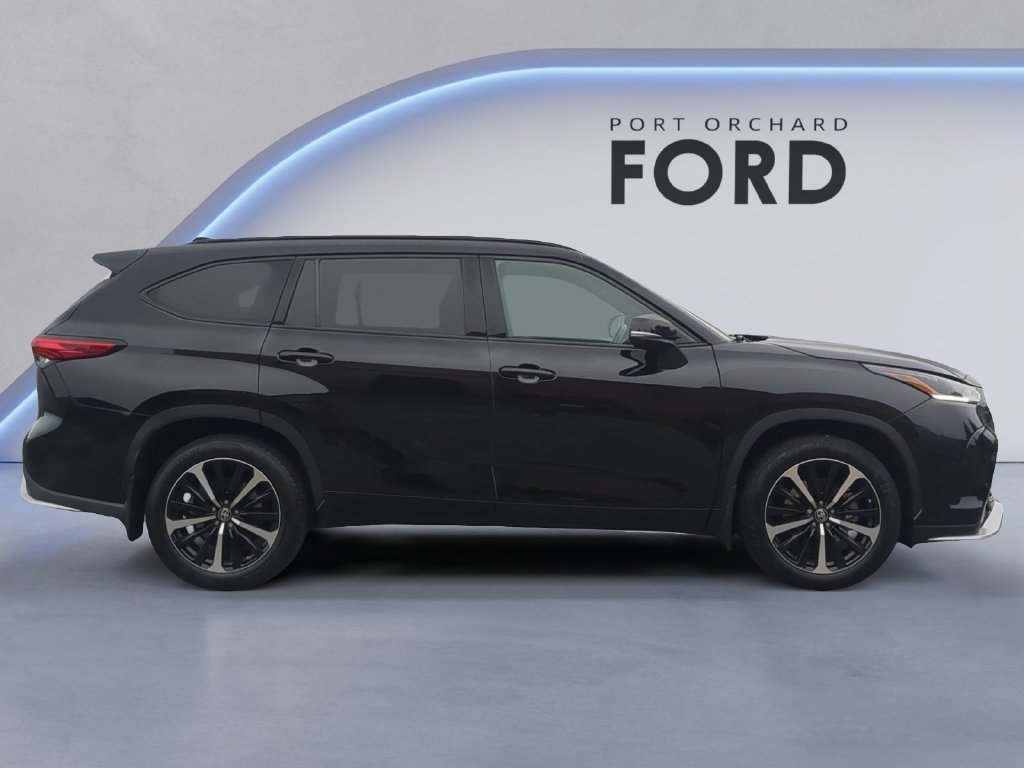 Used 2022 Black Toyota XSE image 7