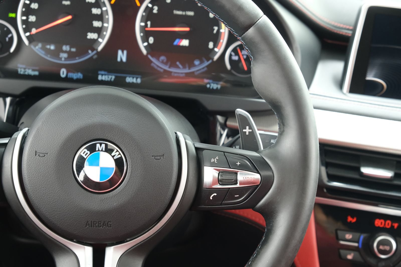 Used 2016 White Metallic BMW Base image 13