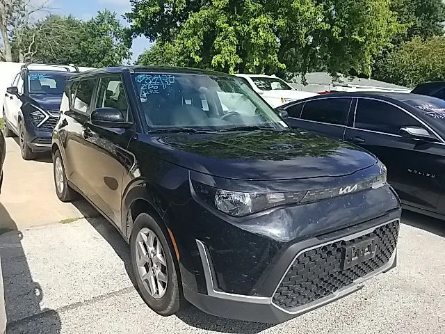 Used 2025 Black Kia LX image 1