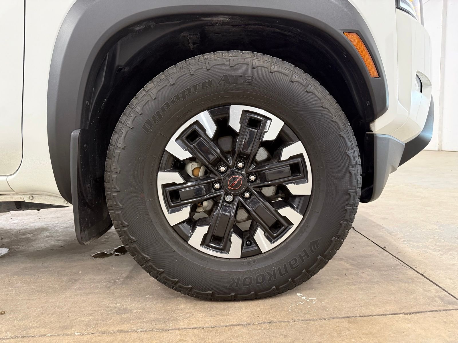 Used 2024 White Nissan PRO-X image 28