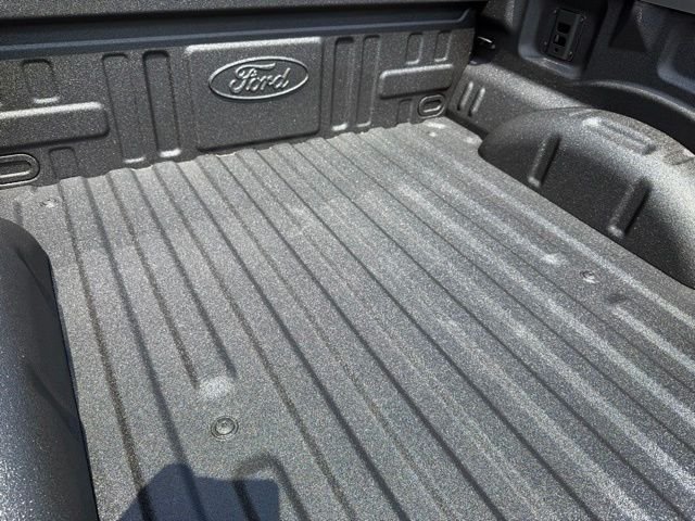 New 2026 Agate Black Metallic Ford XLT image 7