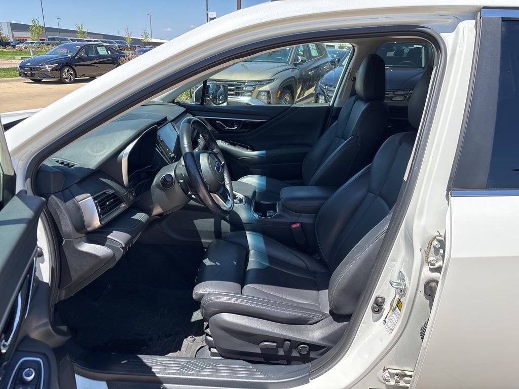 2021 Subaru Outback Limited - Photo 18