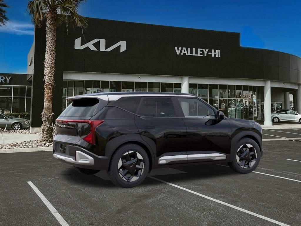 New 2027 Aurora Black Kia S image 6