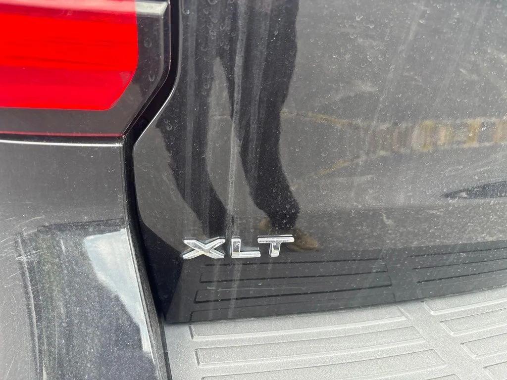 Used 2024 Black Ford XLT image 10