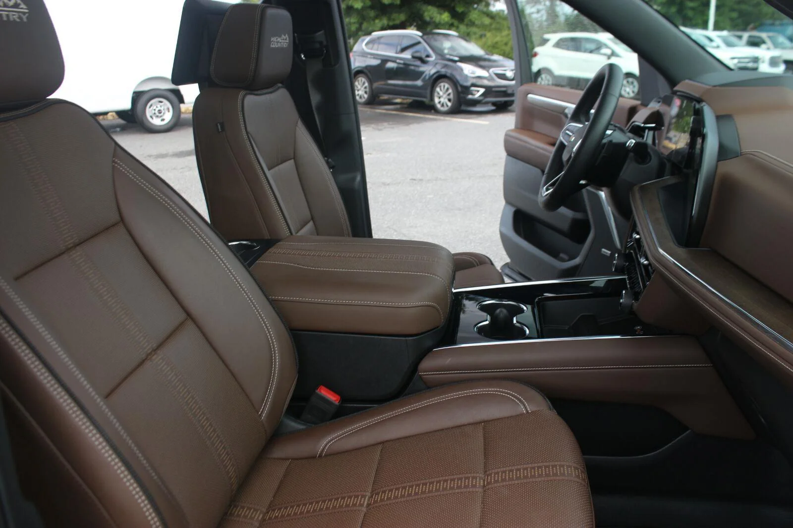 Used 2025 Black Chevrolet High Country image 37