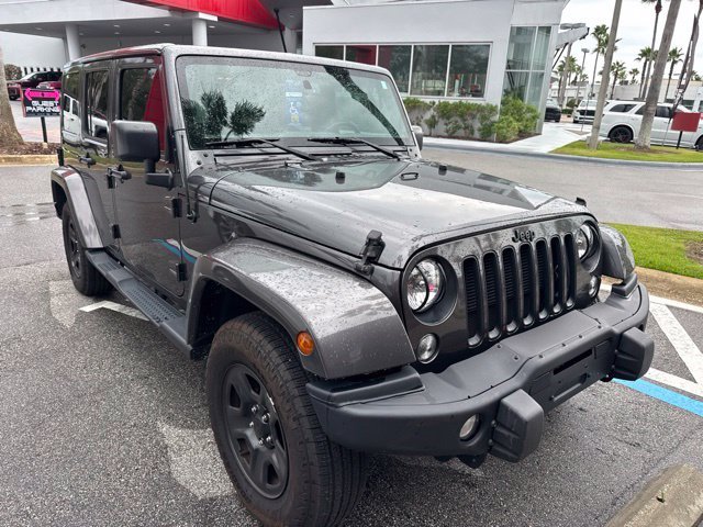 Used 2016 Gray Jeep Unlimited Sahara image 2