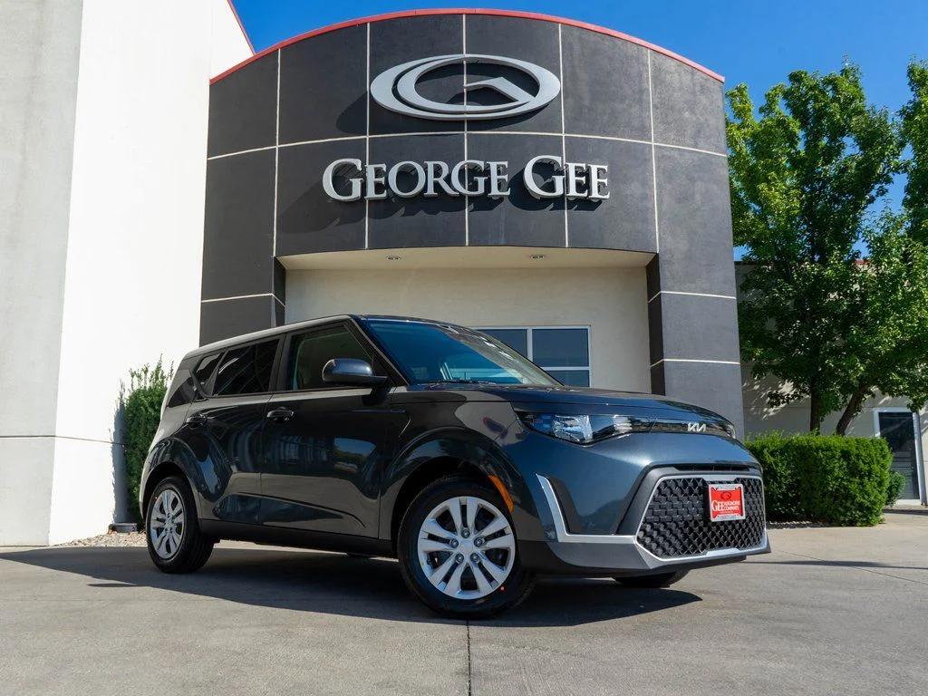 2025 Kia Soul 2.0L LX IVT's photo